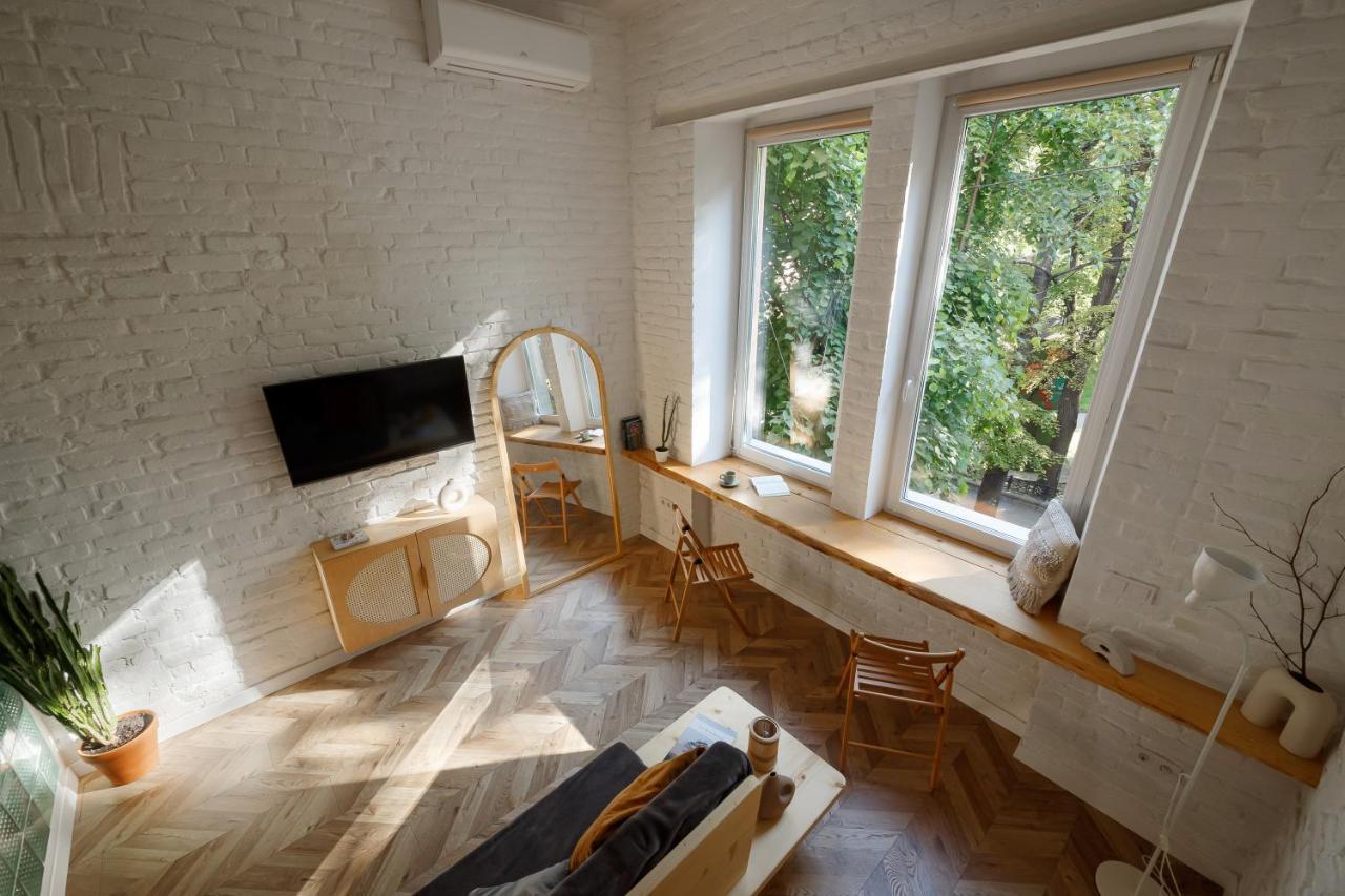 Passage Apartment Ivano Frankivsk Bagian luar foto