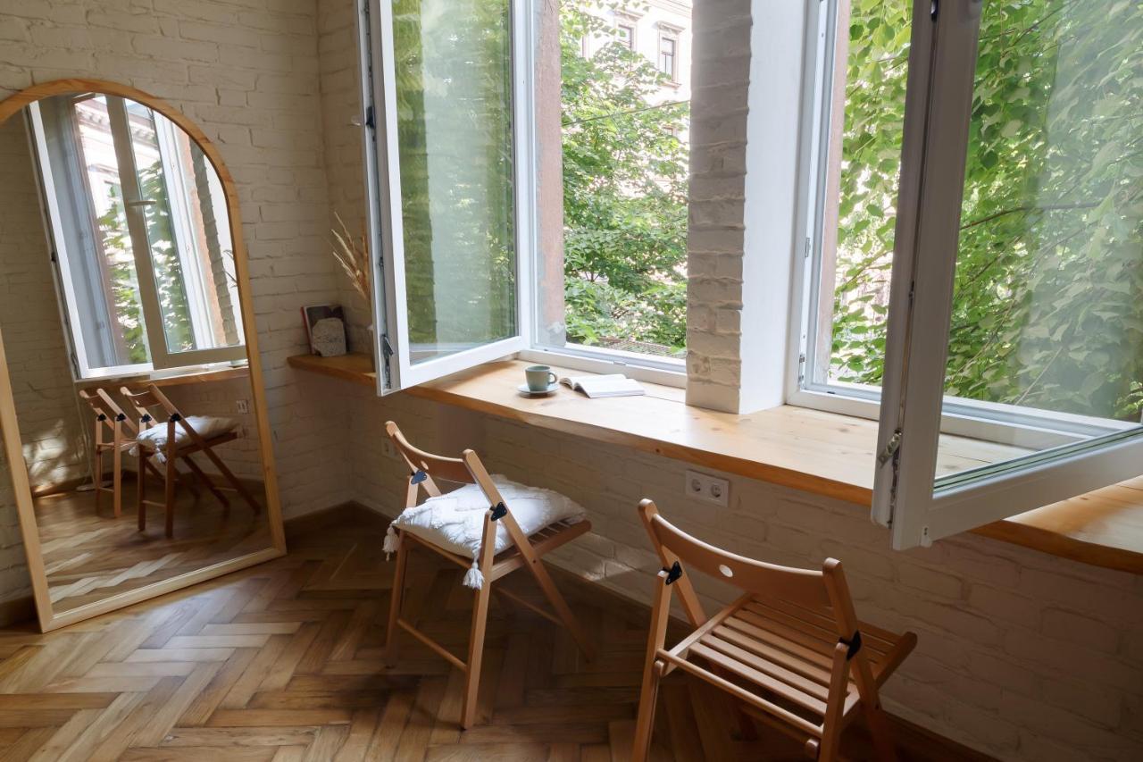 Passage Apartment Ivano Frankivsk Bagian luar foto